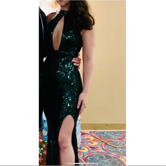 Green sequin formal gown - Picture 7 of 7